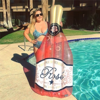 Giant inflatable Rose bottle pool float	